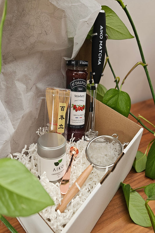 Christmas Bundle: The Strawberry Dream Matcha Set